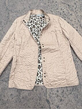 Chico's Taupe Quilted Jacket with Leopard-Print Lining